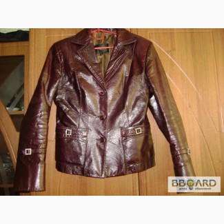 Женский кожаный пиджак, размер L