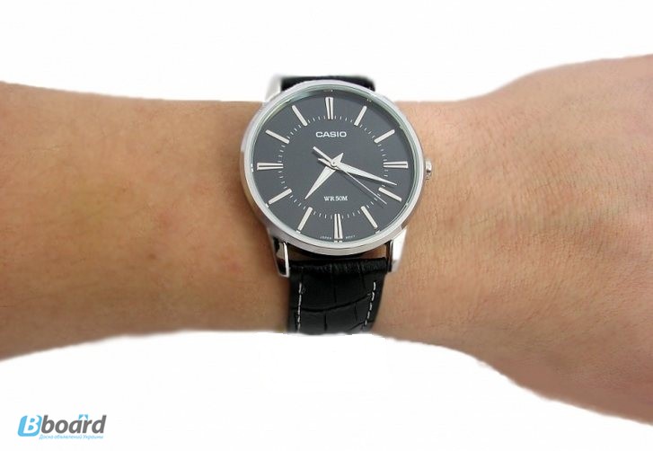 Фото 2. Якісний наручний чоловічий годинник CASIO MTP-1303L-1AVEF купити.