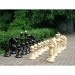 Шахматы большие, уличные из дерева и пластика.