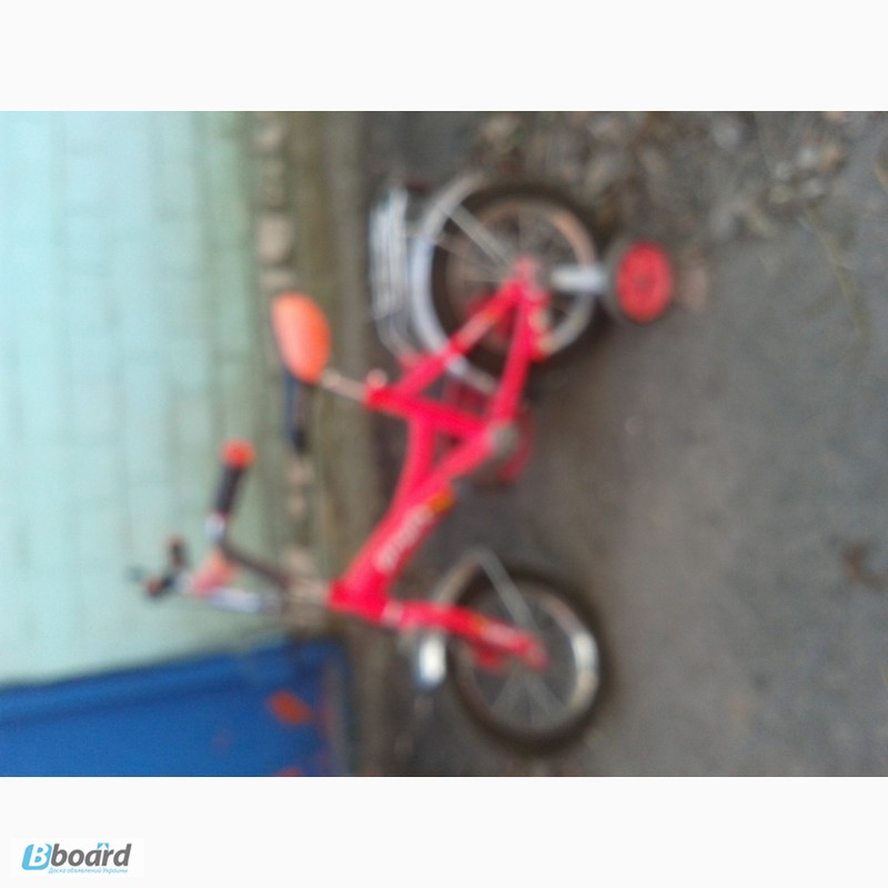 Фото 4. Продам велосипед Детский.Для девочки.От 3 до 6 лет.Розовый