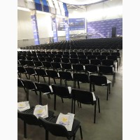 Аренда серых стульев для форумов