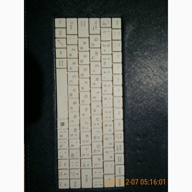 Фото 2. Продаю чехол-клавиатуру для планшетов модель 10.1