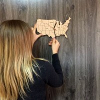 Декоративные часы-карта из дерева «Америка»