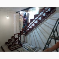 Каркас лестницы на второй этаж.Броневик Днепр