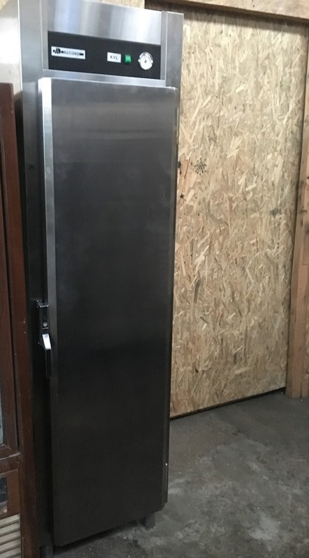 Шкаф холодильный б/у KYL Accord статический для ресторана, кафе, бара
