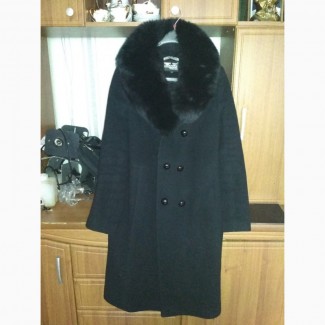 Продам зимние пальто