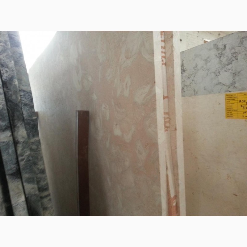 Фото 20. Лестница из мрамора придаст помещению лёгкий оттенок античной, классической роскоши