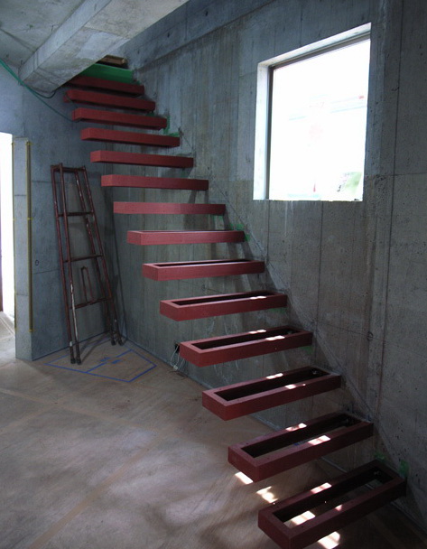 Фото 10. Изготовим консольную лестницу. Броневик Днепр
