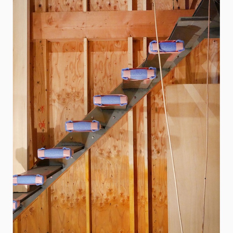 Фото 3. Изготовим консольную лестницу. Броневик Днепр