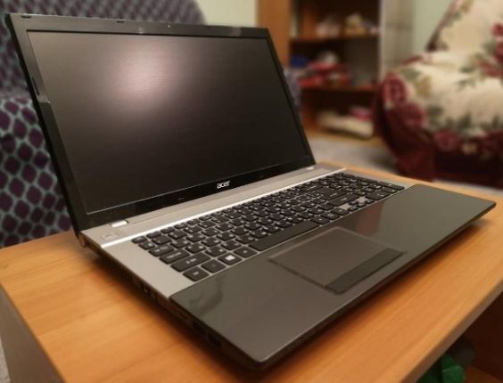 Как новый Игровой ноутбук Acer Aspire E1-771G//