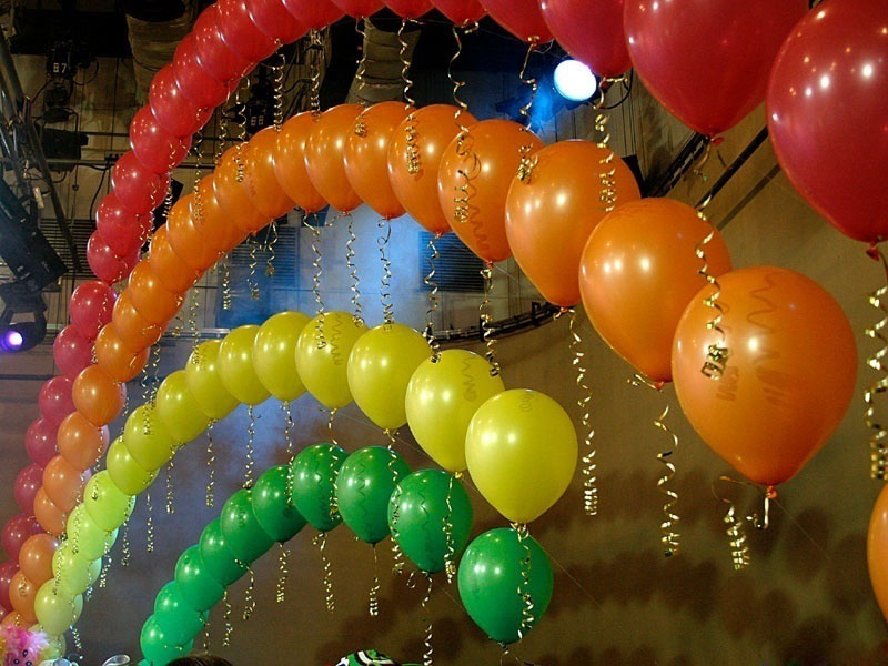 Фото 3. Оформление воздушными шарами, гирлянды, арки из шариков в Киеве, гелиевые шары