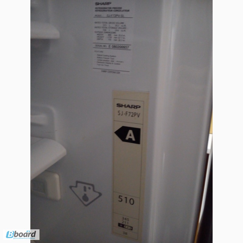 Фото 6. Большой холодильник Sharp SJ-F72PV-SL