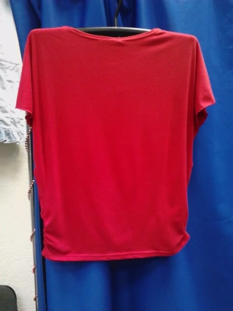 Фото 8. Классная футболка. Красная