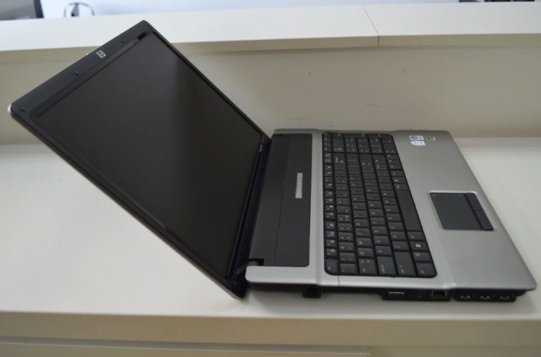 Фото 3. Большой и надежный ноутбук HP Compaq 6820s. (батарея 1 час)