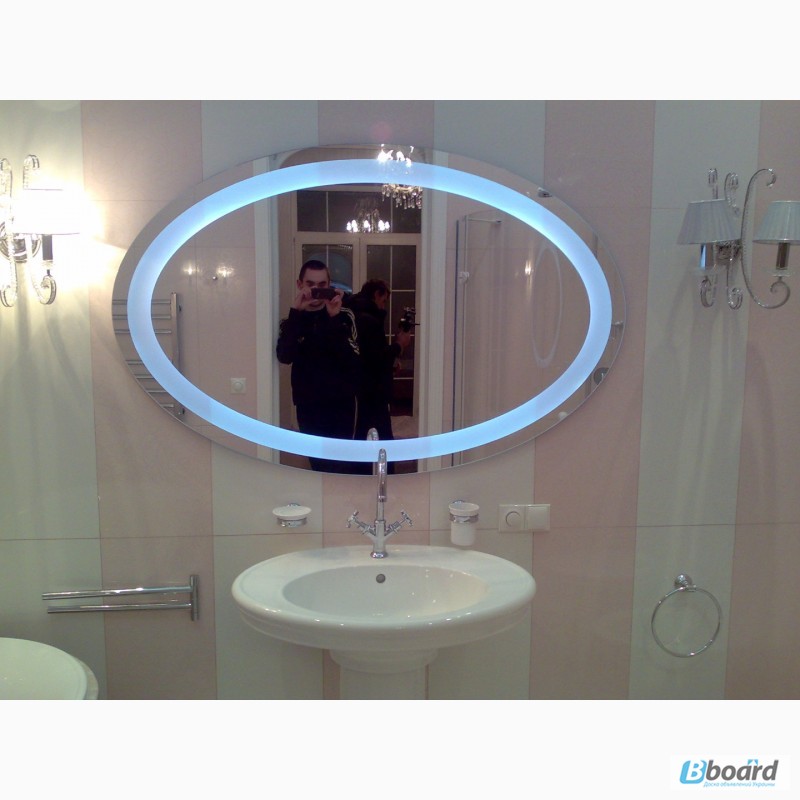 Фото 9. Купить зеркало в ванную с подсветкой