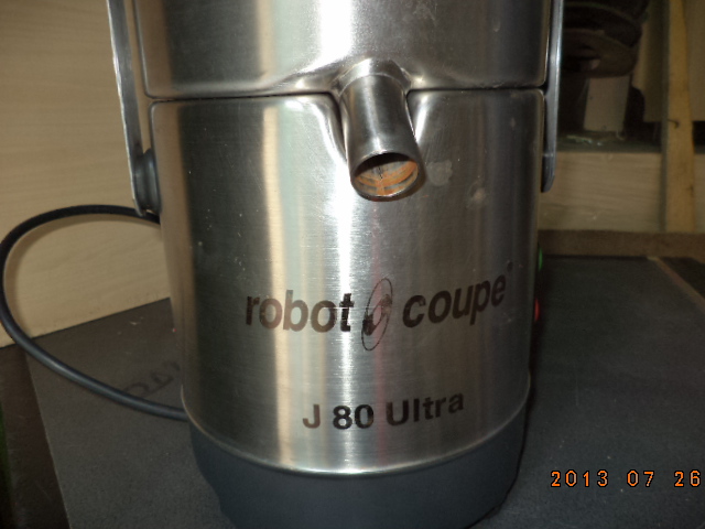 Соковыжималка для твердых Robot Conpe J 80 Vitra