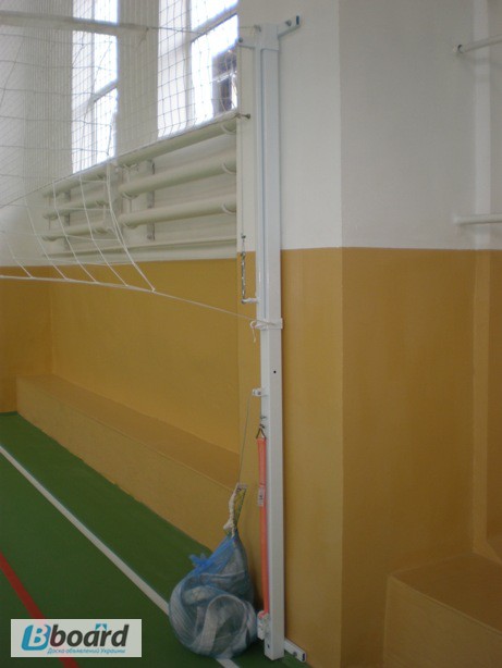 Фото 2. Стойки волейбольные , оборудование для волейбола