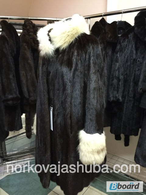 Фото 4. Удобная в носке, практичная норковая куртка из новой коллекции весна 2015