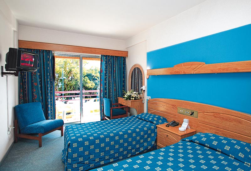 Фото 7. Отель на кипре: Arsinoe beach hotel 3
