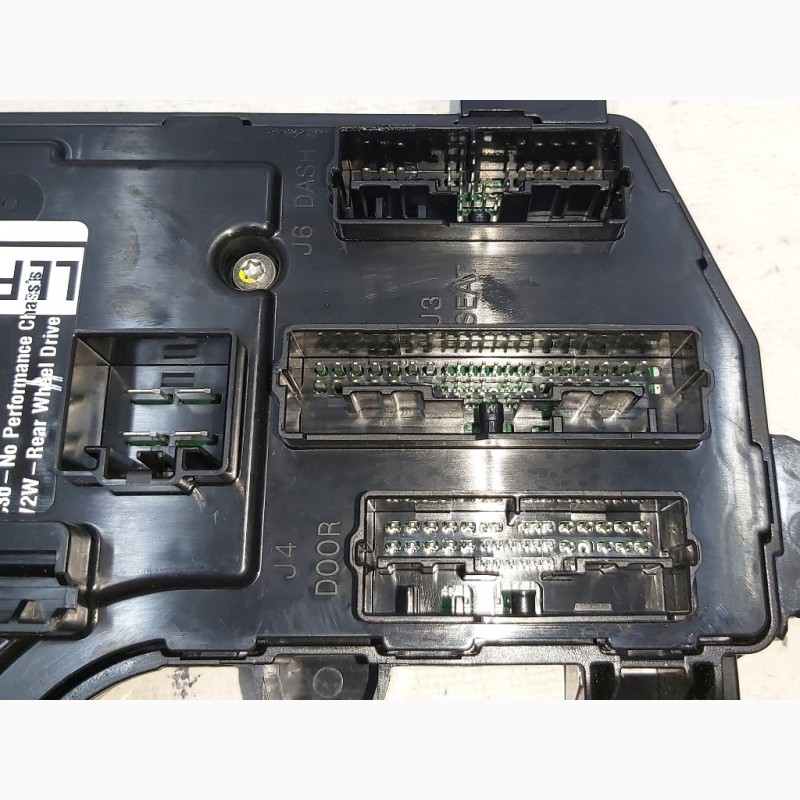 Фото 3. Боди контроллер левой стороны Tesla model 3 1078673-90-K 1078673-90-K RWK P