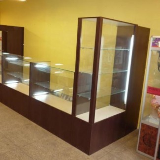 Торговая мебель под заказ в Киеве и Сумах