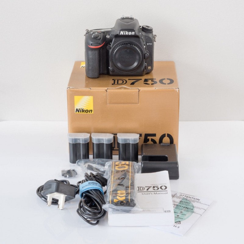 Фото 2. Nikon D750 DSLR Camera with 24-120mm Lens