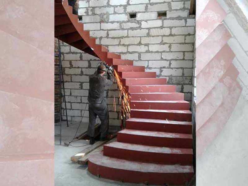 Изготовление лестниц в Харькове