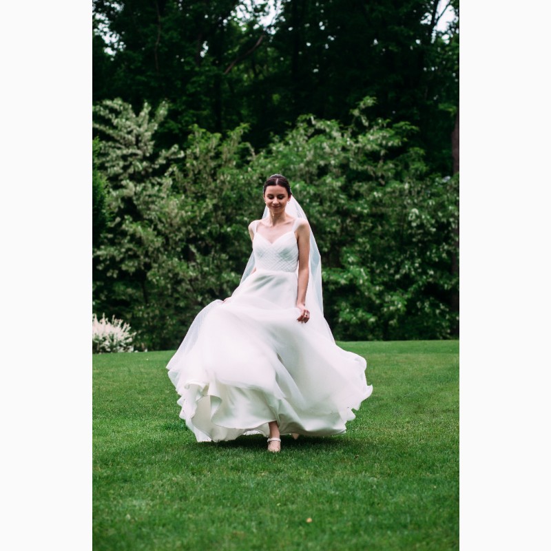 Фото 2. Продам дизайнерское свадебное платье Tanya Rinovich