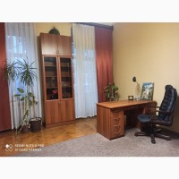 Продам 5-х комнатную квартиру в центре Одессы 129, 3 кв.м; 129300 долларов