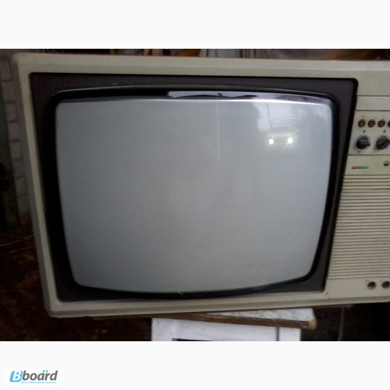 Телевизор электрон Ц-380 совдеповского производства
