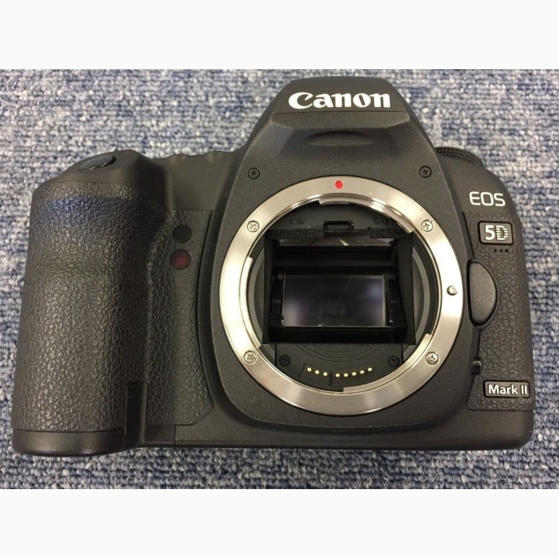 Фото 2. Canon EOS 5D Mark III DSLR Camera with 24-105mm Lens