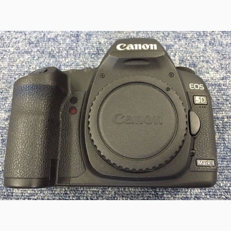 Фото 3. Canon EOS 5D Mark III DSLR Camera with 24-105mm Lens