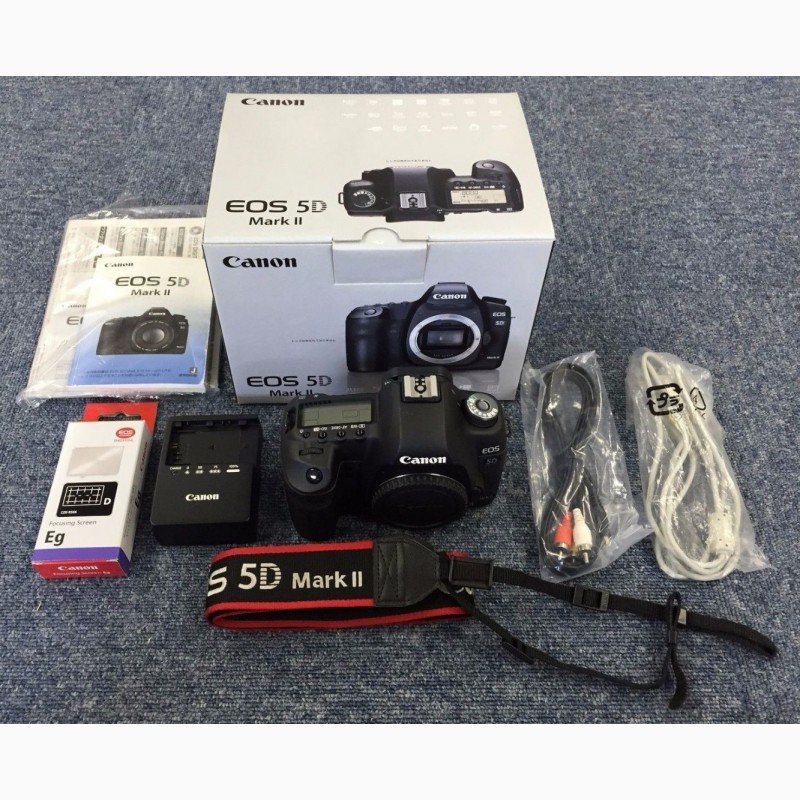 Фото 4. Canon EOS 5D Mark III DSLR Camera with 24-105mm Lens