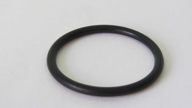 Фото 3. Кольца резиновые круглого сечения с внутренним диаметр 40 мм, 26, 5 мм, 14 мм.Новые