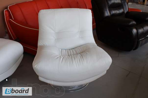 Фото 4. Комплект кожаной мебели (диван+кресла) R-2515