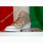 Сникеры женские кожаные фирмы Guess оригинал из Италии