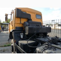 Седельный тягач 6х6 с фаркопом и лебедкой на базе КамАЗ-65111