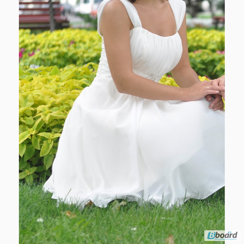 Фото 2. Платье свадебное или выпускное (цвет эйвори)