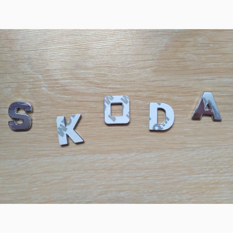 Фото 4. Металлические буквы Skoda на кузов авто наклейки на авто не ржавеют