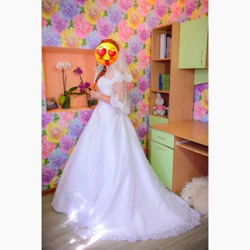 Фото 2. Продам шикарное свадебное платье