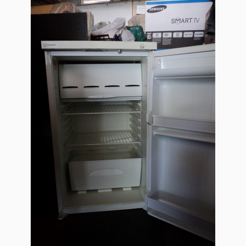 Фото 2. Продам холодильник мини Indesit бу