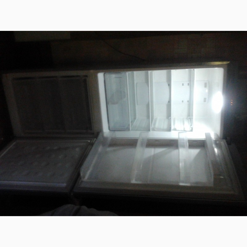Фото 3. Продам фирменный холодильник SAMSUNG
