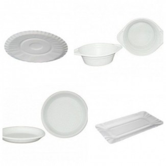 Пластиковые и бумажные одноразовые тарелки
