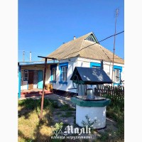 Продам кирпичный дом в центре села Пищики