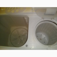 Продам б/у стиральную машинку полуавтомат