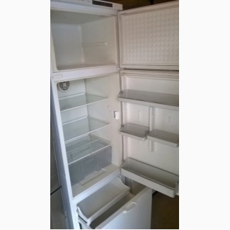Холодильник bosch почти нрвый, продаю в связи с переездом, срочно