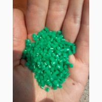 Продам гранулу полиэтилена зеленого цвета