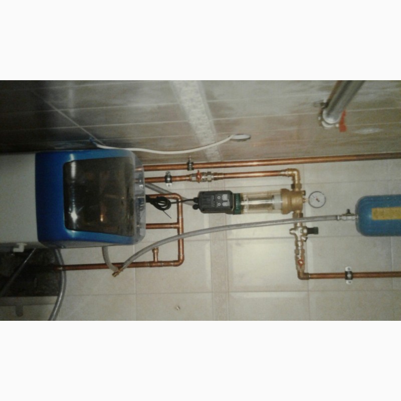 Фото 7. Монтаж систем отопления и водоснабжения