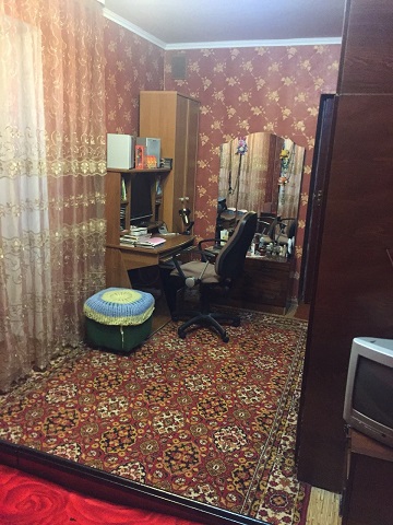 Фото 5. Продам 2-комнатную гостинку возле метро Центральный рынок