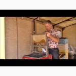 Вертикальный распечатыватель медовых рамок с бункером